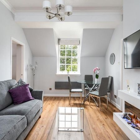 Stylish Apt With Minster Views I Pass The Keys York Exteriör bild