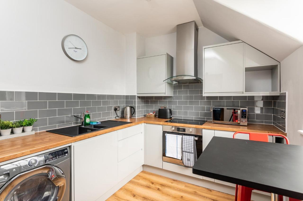 Stylish Apt With Minster Views I Pass The Keys York Exteriör bild