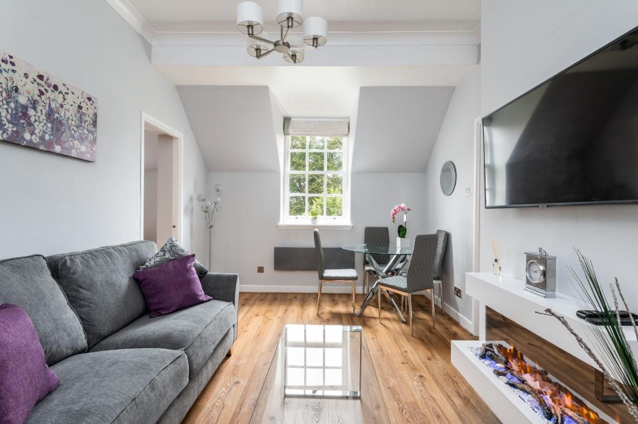 Stylish Apt With Minster Views I Pass The Keys York Exteriör bild