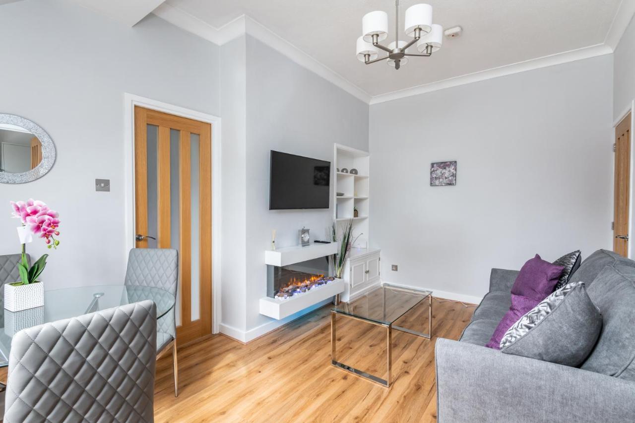 Stylish Apt With Minster Views I Pass The Keys York Exteriör bild