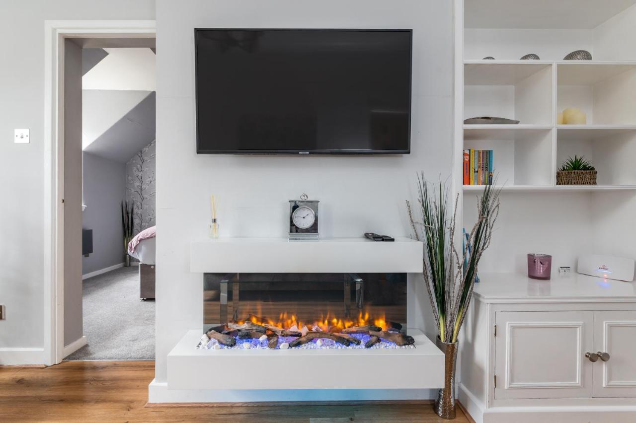 Stylish Apt With Minster Views I Pass The Keys York Exteriör bild