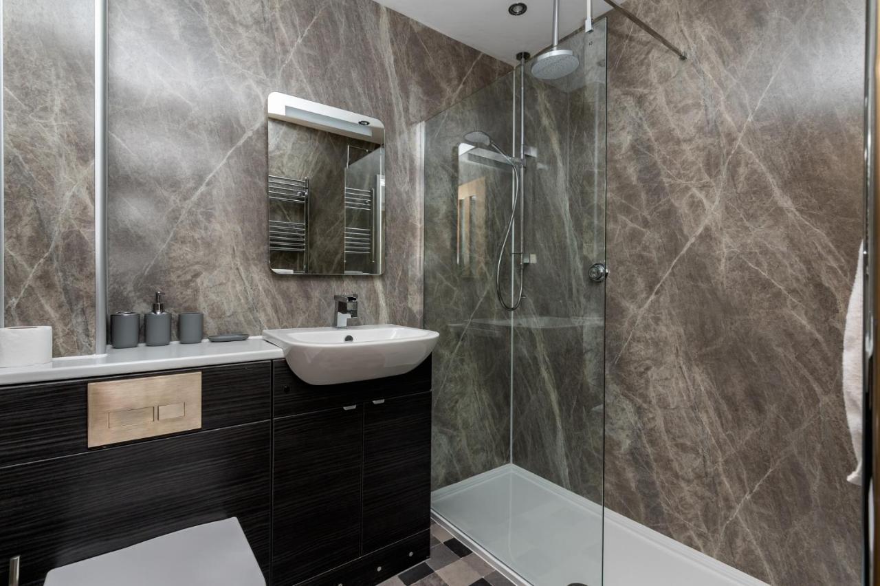 Stylish Apt With Minster Views I Pass The Keys York Exteriör bild