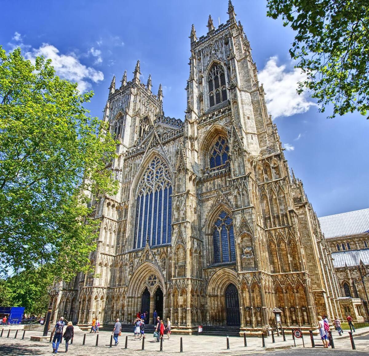 Stylish Apt With Minster Views I Pass The Keys York Exteriör bild